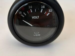VOLTMETRO VDO 24V N02410912